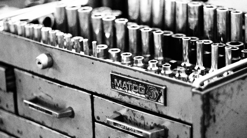 Best Machinist Tool Box for a Beginner Kit