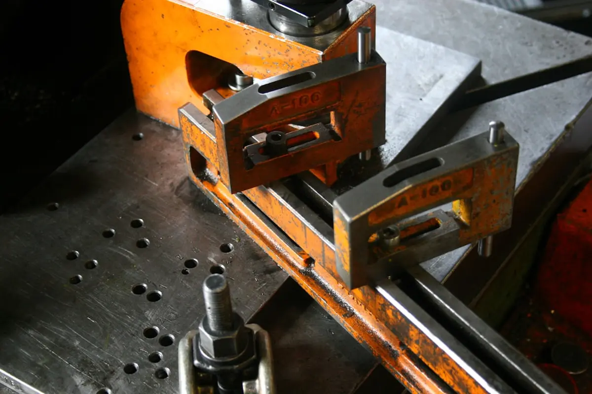 Carbide End Mill Selection Guide